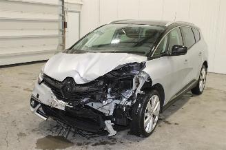 Auto incidentate Renault Scenic  2020/11