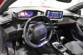 Peugeot 208  picture 11