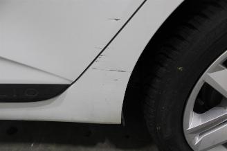 Renault Clio  picture 9