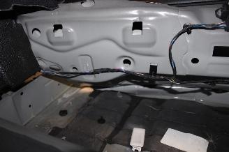 BMW iX1  picture 12