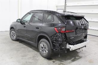 BMW iX1  picture 4
