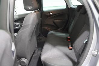 Opel Crossland X picture 10