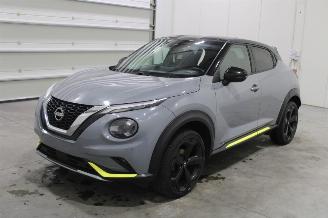 krockskadad bil auto Nissan Juke  2022/6