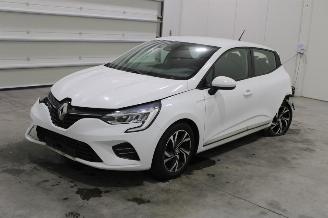 Schadeauto Renault Clio  2020/6