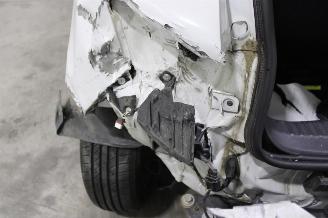 Renault Clio  picture 23