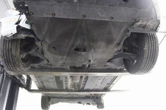 Renault Clio  picture 16