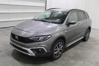 damaged passenger cars Fiat Tipo  2023/11