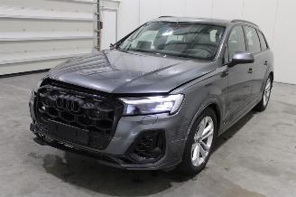 uszkodzony samochody osobowe Audi SQ7  2024/9