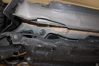 Peugeot 208  picture 19
