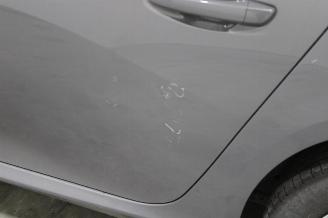 Peugeot 208  picture 24