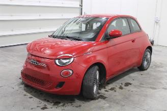 škoda osobní automobily Fiat 500  2024/1