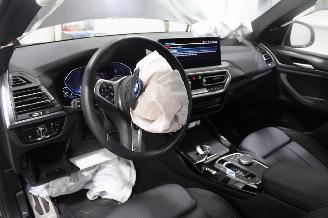 BMW iX3  picture 10