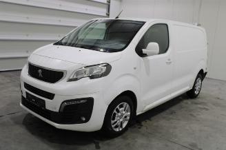 Vaurioauto  passenger cars Peugeot Expert  2020/10