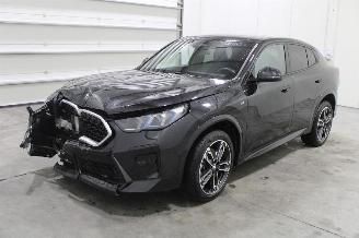 Vaurioauto  passenger cars BMW X2  2024/7
