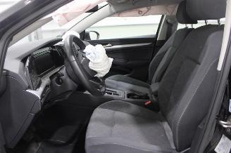 Volkswagen Golf  picture 11
