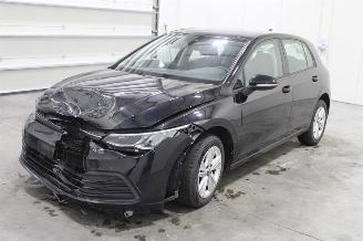 Vaurioauto  passenger cars Volkswagen Golf  2023/5