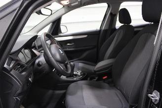 BMW 2-serie 216 Active Tourer picture 11