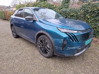 Avarii autoturisme Peugeot 3008 NEW 3008 Hybride 2025 NL kenteken rijdend 16000km 2025/6