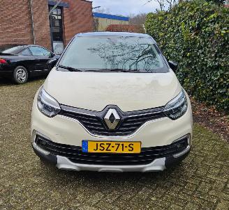 Renault Captur Geen schade Captur Intens 1.3  tce automaat 69dkm picture 1