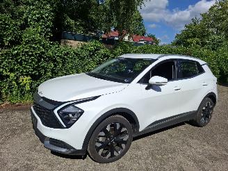 damaged passenger cars Kia Sportage Kia Sportage 1.6 T plug in 4x4 2024 driveable rijdend mee tenemen 2024/1