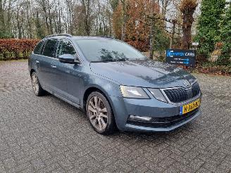 uszkodzony samochody osobowe Skoda Octavia 1.6 TDI Aut. Airco Navi Stoelverw 2020/1