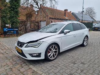 Damaged car Seat Leon FR 1.4 TSI Aut 150pk 2015/6