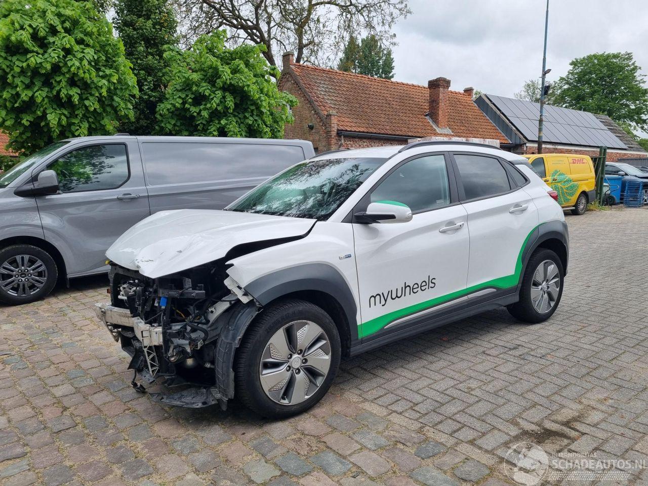 Hyundai Kona EV 64kWh Premium Sky