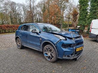 krockskadad bil auto Lynk & Co 01 1.5 Plugin Hybr Pano Navi Led 2022/5