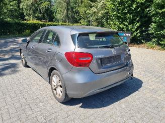 Mercedes A-klasse 180d Airco Navi Camera picture 3