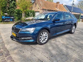 Damaged car Skoda Superb 1.5 TSI Bussines Navi Stoelverw. 2022/5