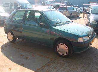 Peugeot 106  picture 3