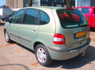 Renault Scenic  picture 4
