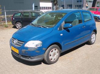 uszkodzony samochody osobowe Volkswagen Fox  2008/1