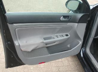 Volkswagen Golf  picture 9