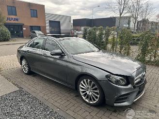 skadebil auto Mercedes E-klasse 200 AMG PANO/LED/19INCH 2016/11