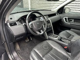 Land Rover Discovery Sport 2.0 TD4 PANO/CAMERA/LEDER/TREKHAAK/MERIDIAN/LED/RIJDBAAR! picture 7