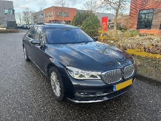 krockskadad bil auto BMW 7-serie 740e LWB i-Performance / Full Options SCHADEVRIJ/ DAMAGED FREE/UNFALL FREI ! 2016/8
