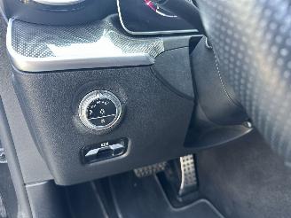 Mercedes C-klasse 180 AMG LINE / PANO / 360CAM / LED BEAM / MBUX FULL OPTIONS picture 15