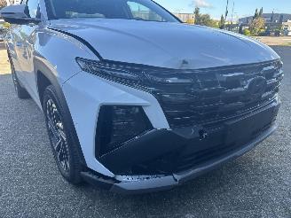 Hyundai Tucson 1.6 T-GDI / NEW MODEL / MINIMAL DAMAGE picture 4