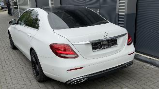 krockskadad bil auto Mercedes E-klasse LED / CAMERA / NAVIGATIE / AMG VELGEN VOLLEDIG RIJDBAAR 2016/9