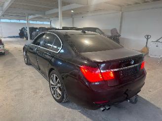 BMW 7-serie 730d/PANO/MEMORY/HEAD-UP/VENTILATIE/4xSTOELVERW./XENON-LED/FULL-ASSIST/TREKHAAK/VOL! picture 16