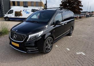 Damaged car Mercedes V-klasse V250 4 MATIC AMG PAKKET FULL OPTIONS 2017/10