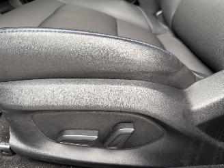 MG MG4 Electric Luxury 64kWh 204PK Aut. picture 19