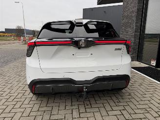MG MG4 Electric Luxury 64kWh 204PK Aut. picture 9