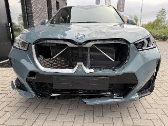 BMW iX1 eDrive20 67kWh 204PK M-Sport picture 38