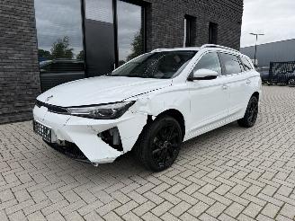 MG MG5 Electric 61kWh Long Range 157PK Aut. Luxury picture 3