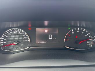 Peugeot 208 1.2 PureTech 101PK Allure picture 20