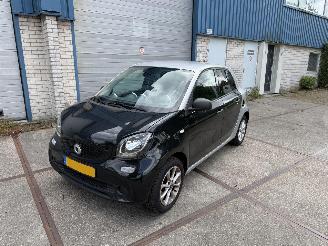 Unfallwagen Smart Forfour Automaat 2018/11
