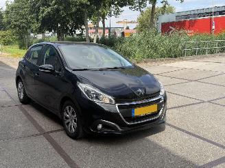Coche accidentado Peugeot 208 1.2 PureTech Blue Lion 1e Eigenaar 53.000 KM NAP Navi! PDC! 2018/3