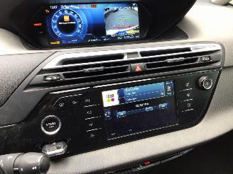 Citroën C4 PICASSO 2.0 blueHDI INTENSIVE lichte rijbare schade picture 10